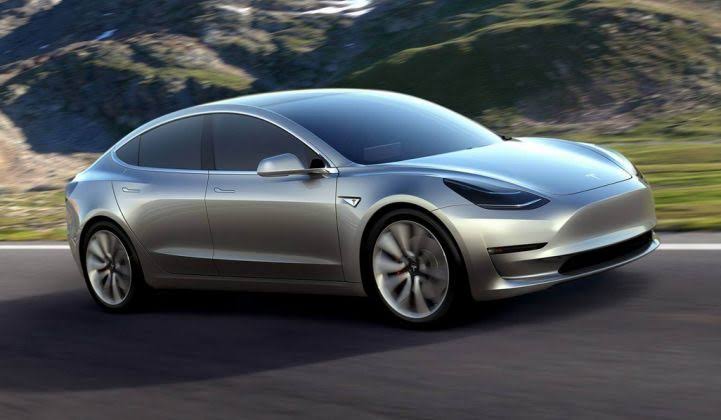 The Pros And Cons Of Buying A Tesla Model 3
