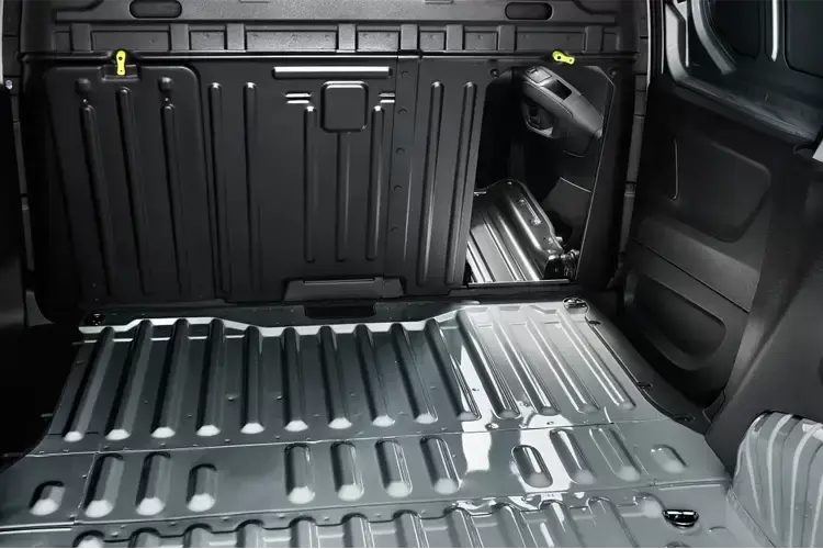 Fiat E-doblo L1 100kW 52kWh H1 Van Auto